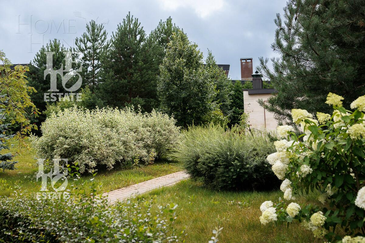 3-этажный коттедж 1 445 м² без отделки