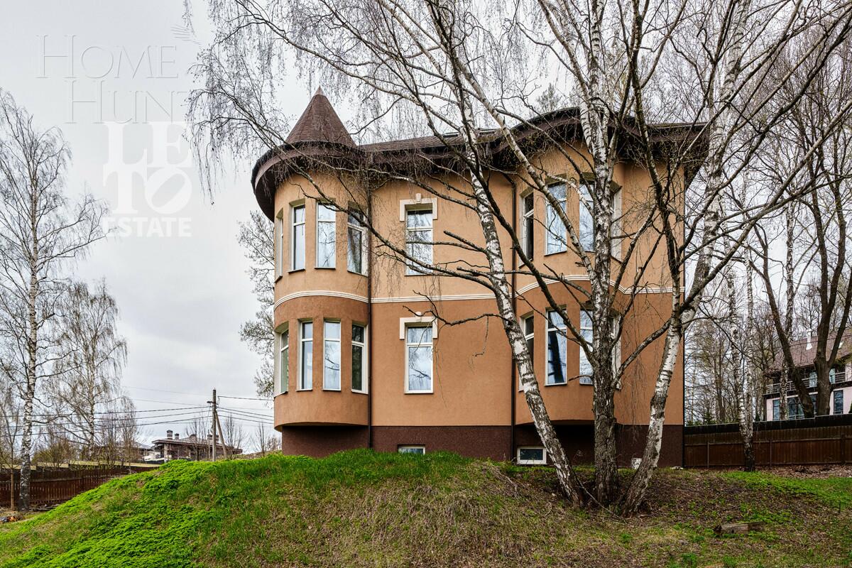 2-этажный коттедж 500 м² без отделки