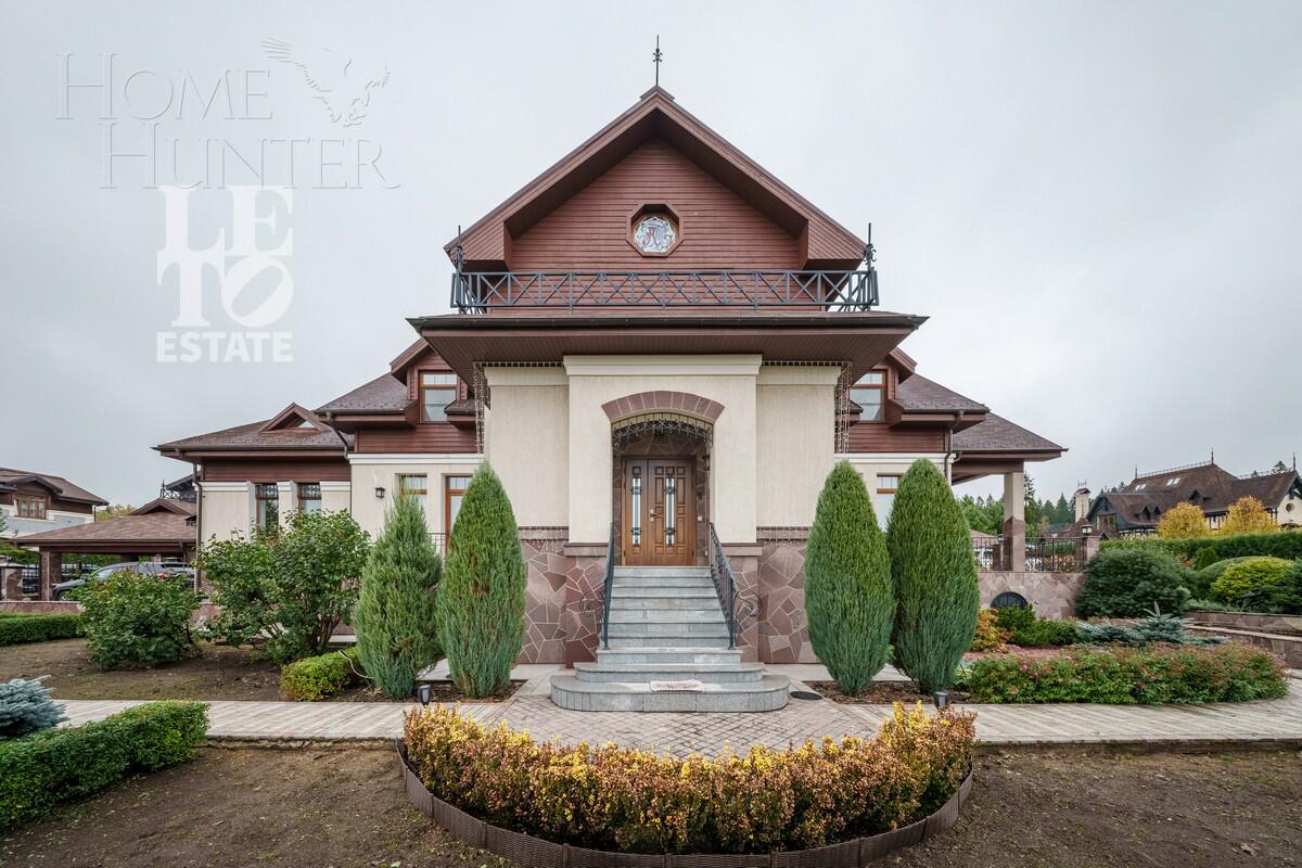 2-этажный коттедж 700 м² с отделкой