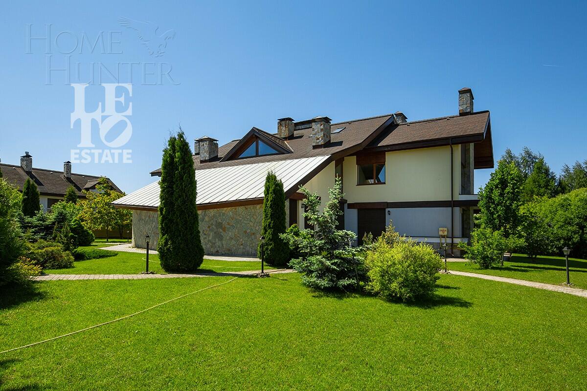 2-этажный коттедж 962.1 м² без отделки