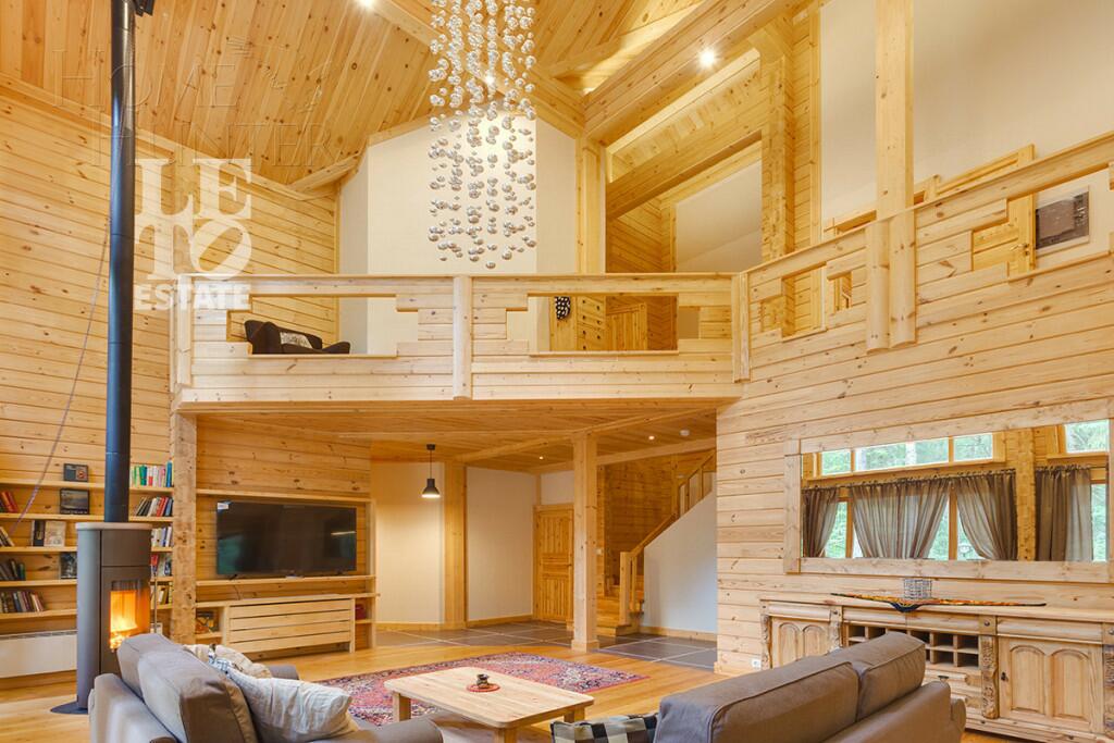 2-этажный коттедж 500 м² с отделкой