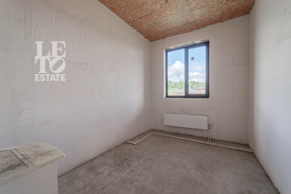 2-этажный коттедж 556.2 м² без отделки