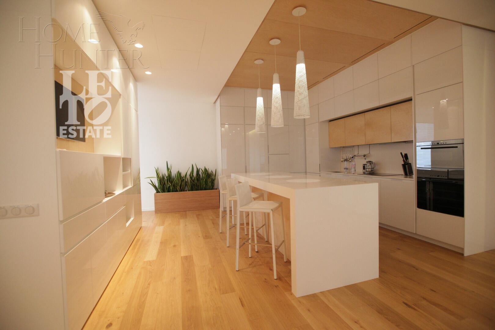 2-КОМН. КВАРТИРА С ОТДЕЛКОЙ 173.6 М² НА 2 ЭТАЖЕ