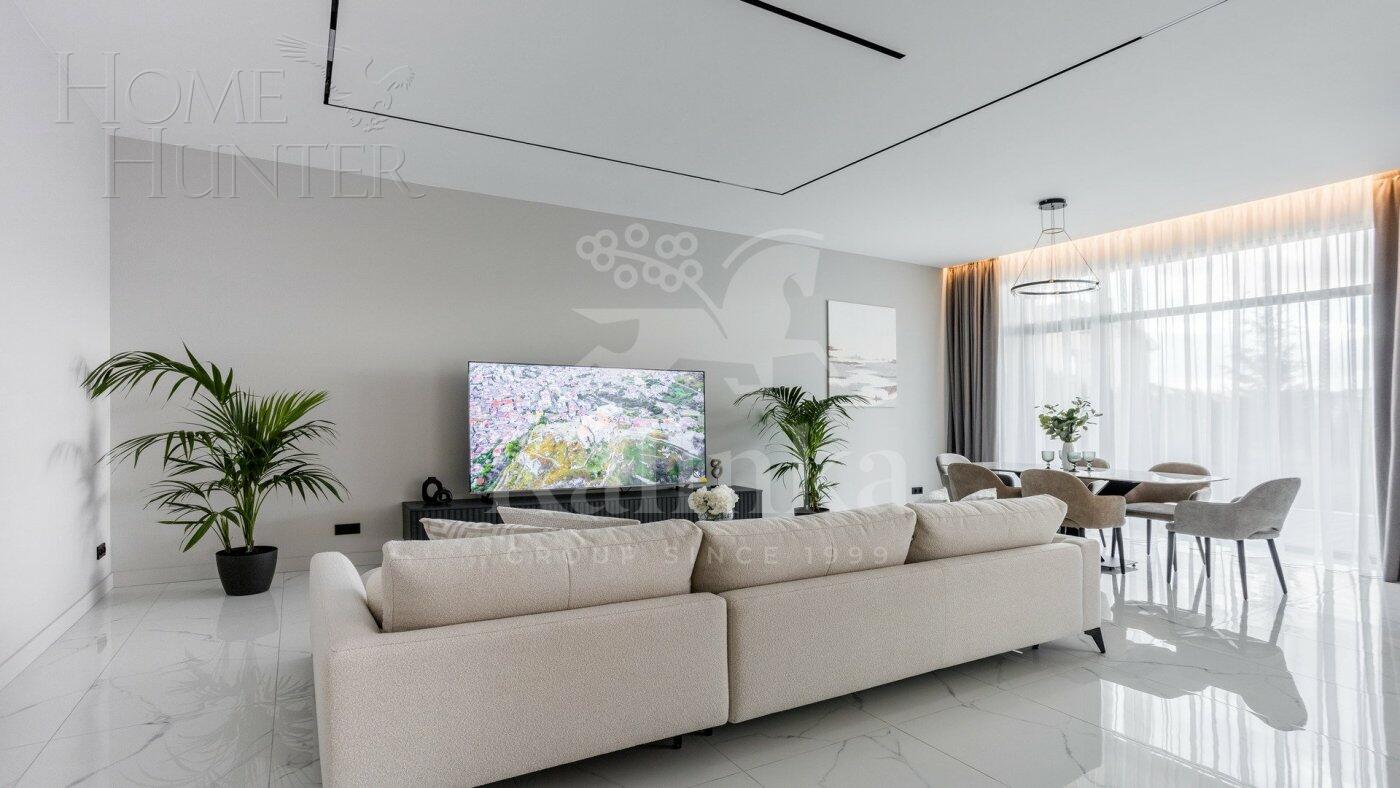 2-этажный коттедж 302 м² с отделкой