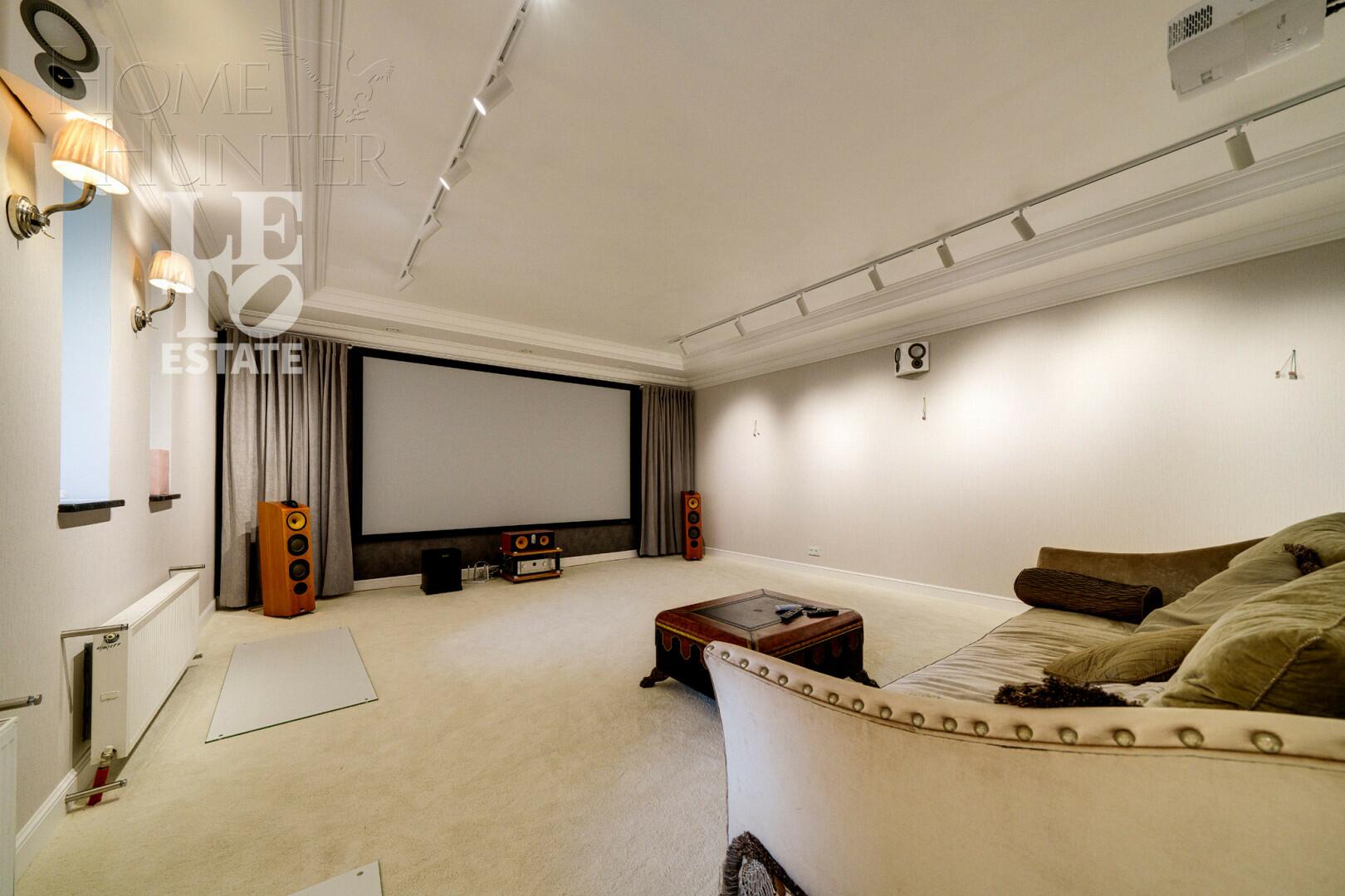 2-этажный коттедж 1 200 м² с отделкой