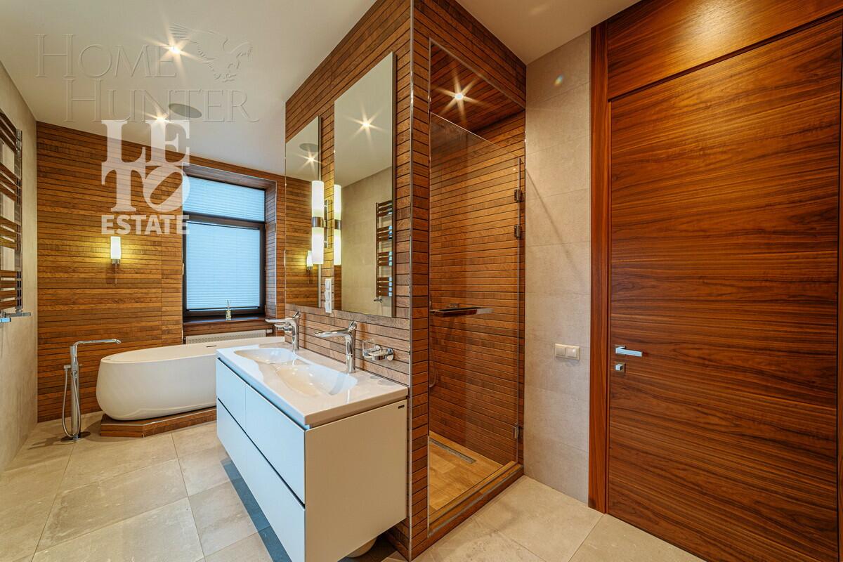 2-этажный коттедж 520 м² с отделкой