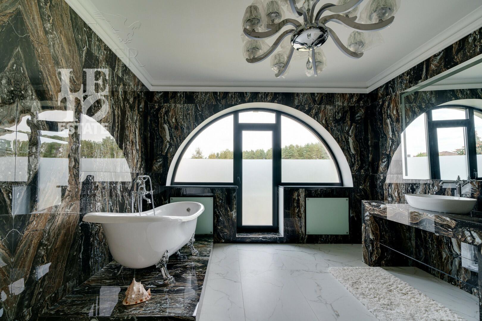 2-этажный коттедж 1 200 м² с отделкой