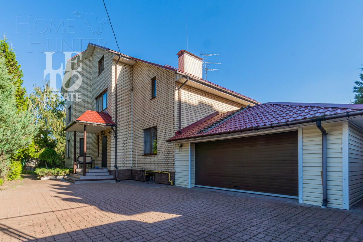 3-этажный коттедж 426 м² с отделкой