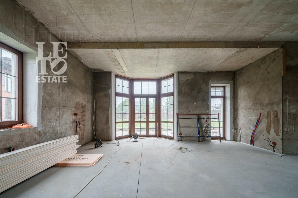 2-этажный коттедж 303 м² без отделки