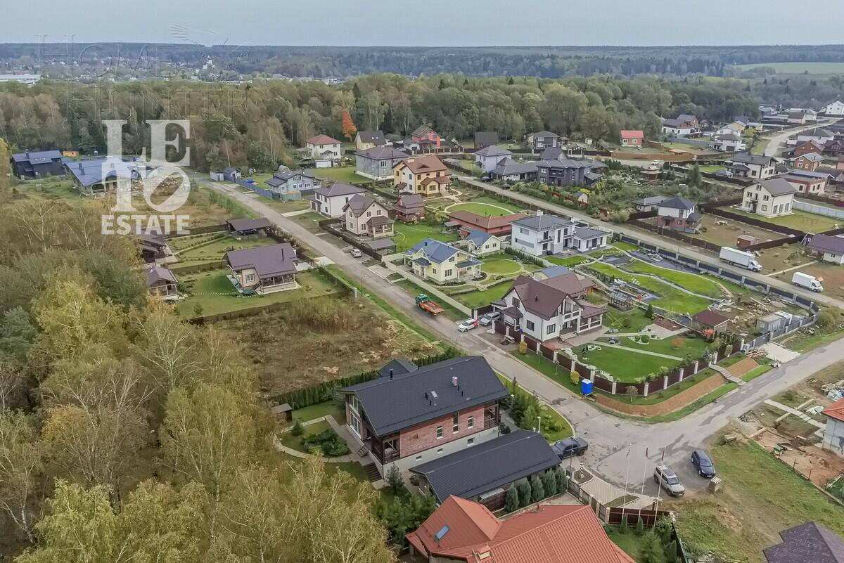 2-этажный коттедж 650 м² с отделкой