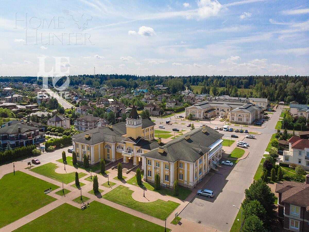 2-этажный коттедж 1 200 м² с отделкой