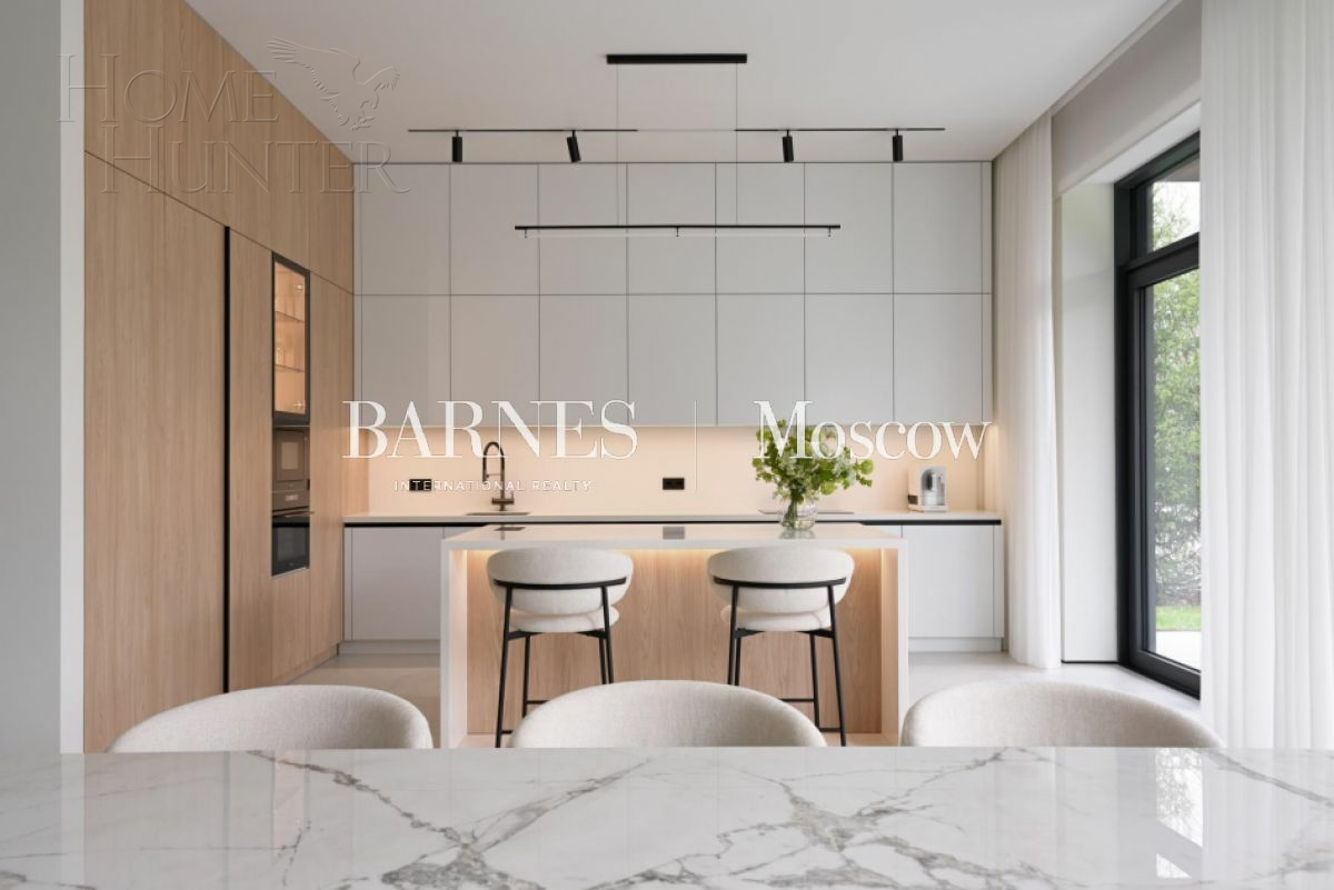 2-этажный коттедж 390.5 м² с отделкой