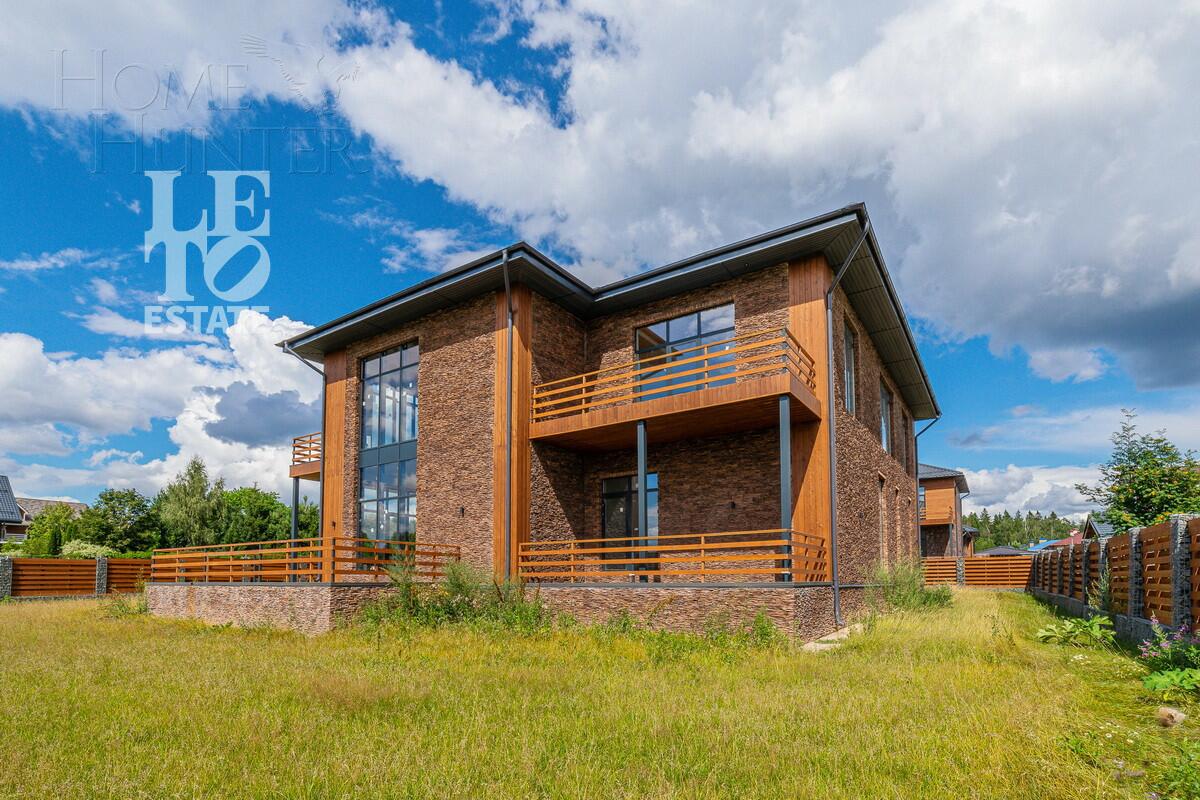 2-этажный коттедж 551.3 м² без отделки