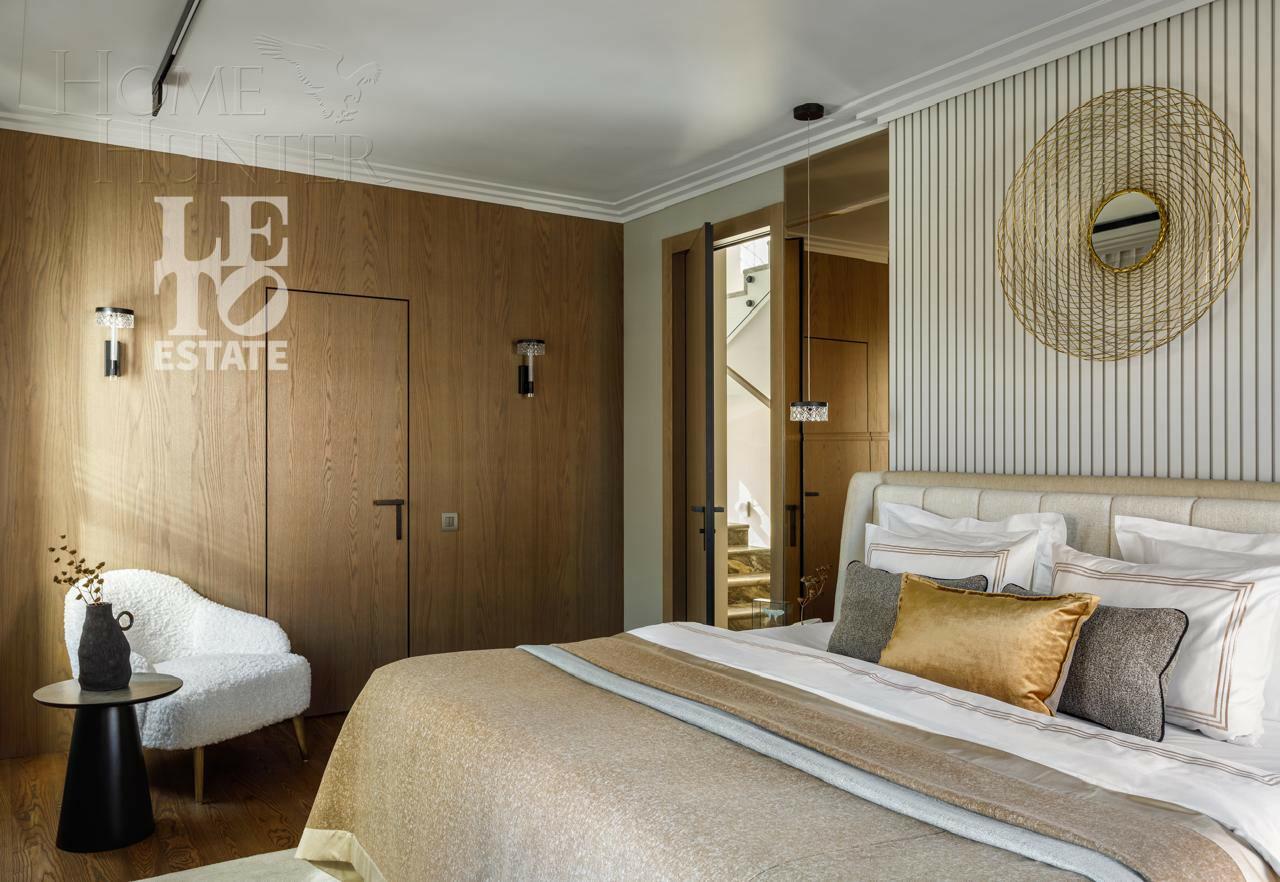 3-этажный коттедж 210 м² с отделкой