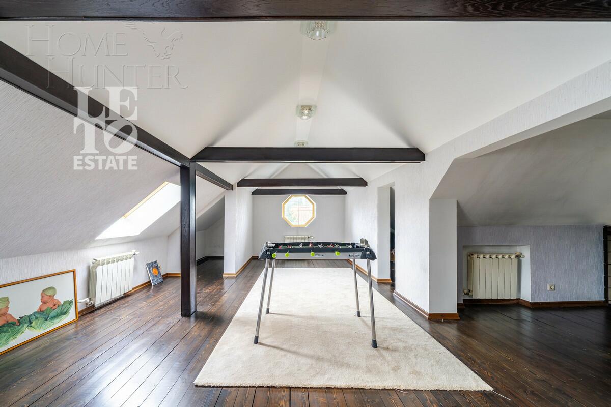 3-этажный коттедж 520 м² с отделкой