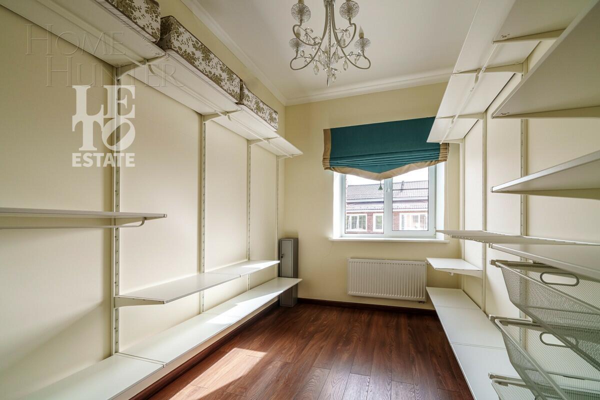 2-этажный коттедж 310.2 м² с отделкой