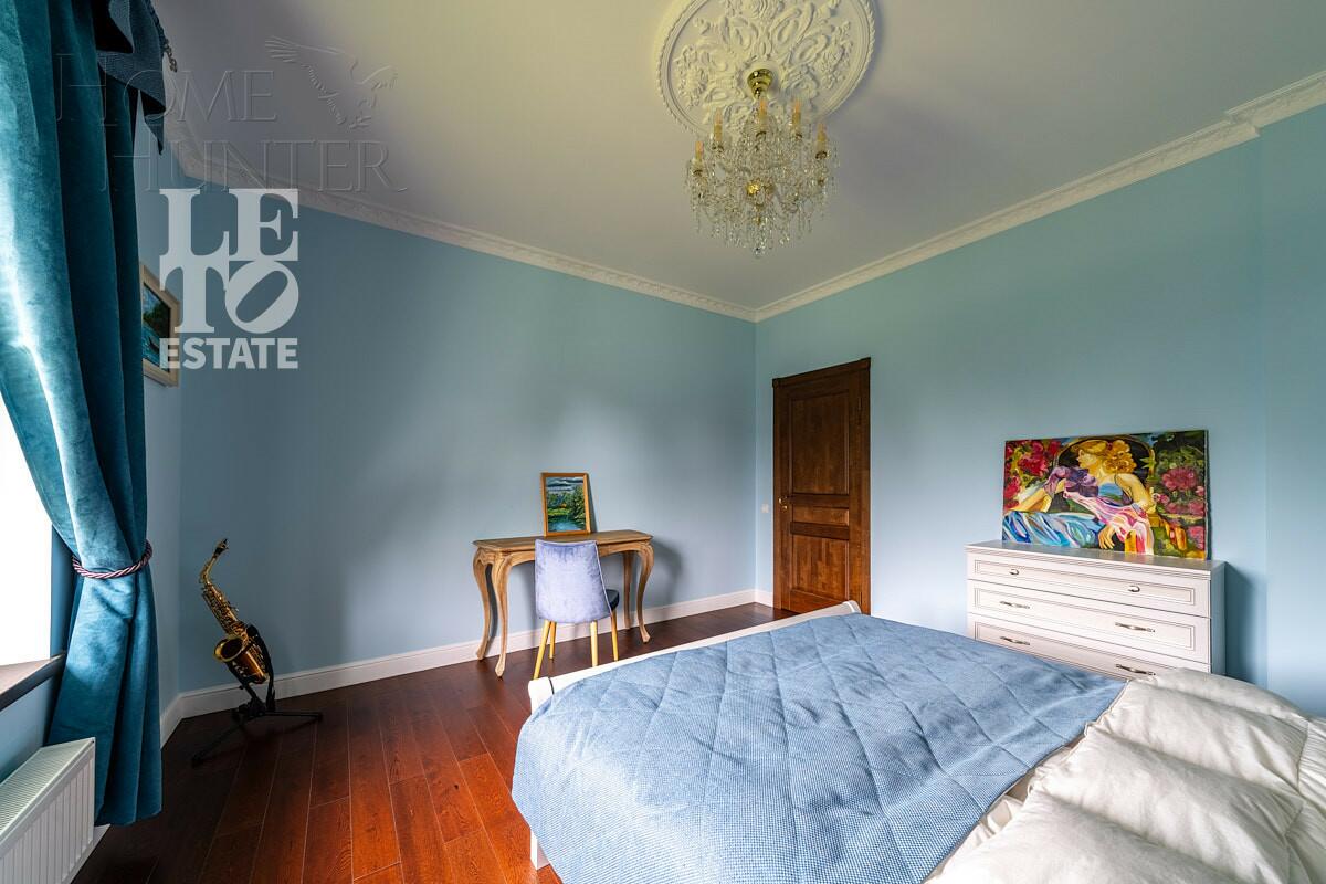 2-этажный коттедж 318.7 м² с отделкой