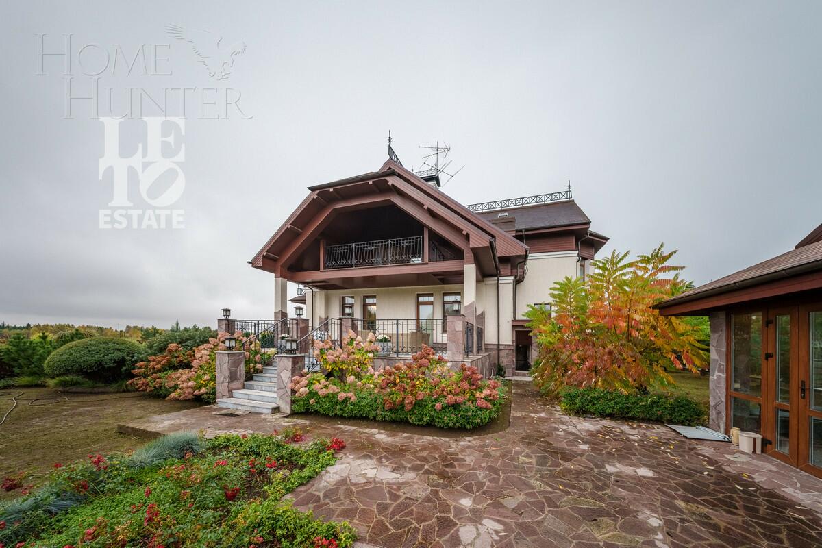 2-этажный коттедж 700 м² с отделкой