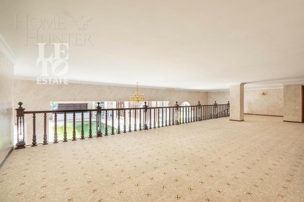 2-этажный коттедж 3 817 м² с отделкой