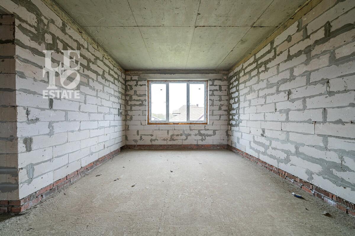 2-этажный коттедж 500 м² без отделки