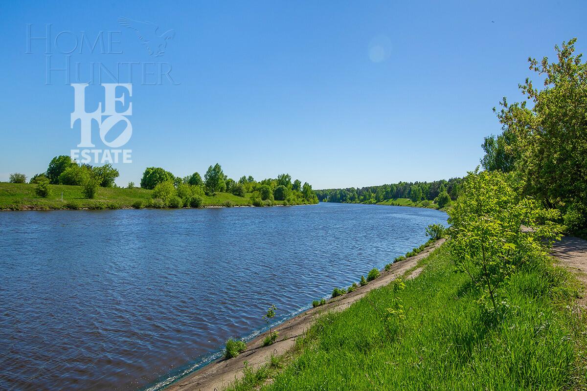 2-этажный коттедж 529.6 м² с отделкой