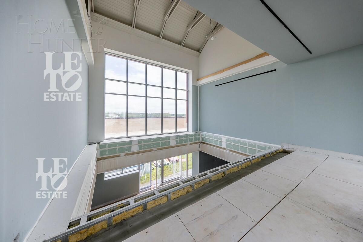 3-этажный коттедж 1 445 м² без отделки