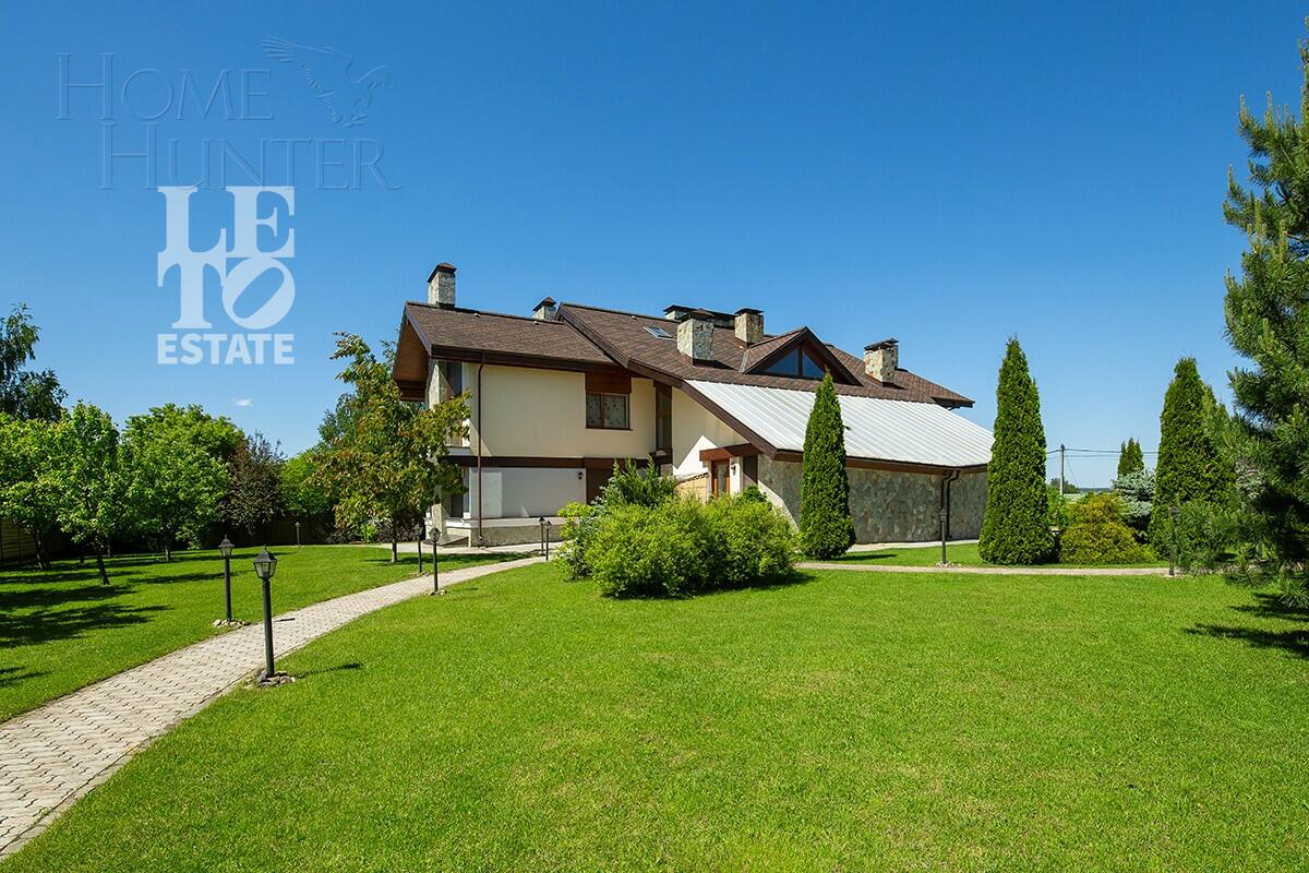 2-этажный коттедж 962.1 м² без отделки