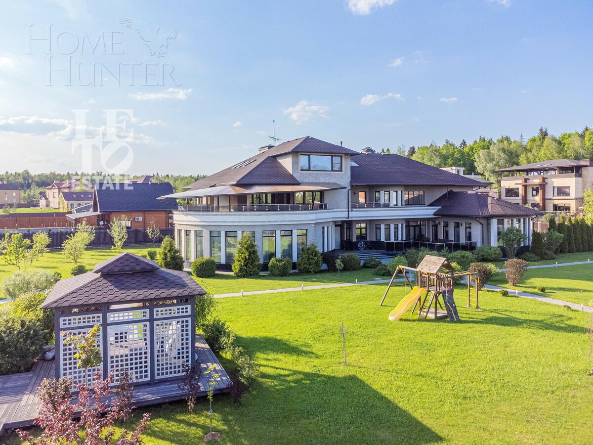 2-этажный коттедж 1 150 м² с отделкой