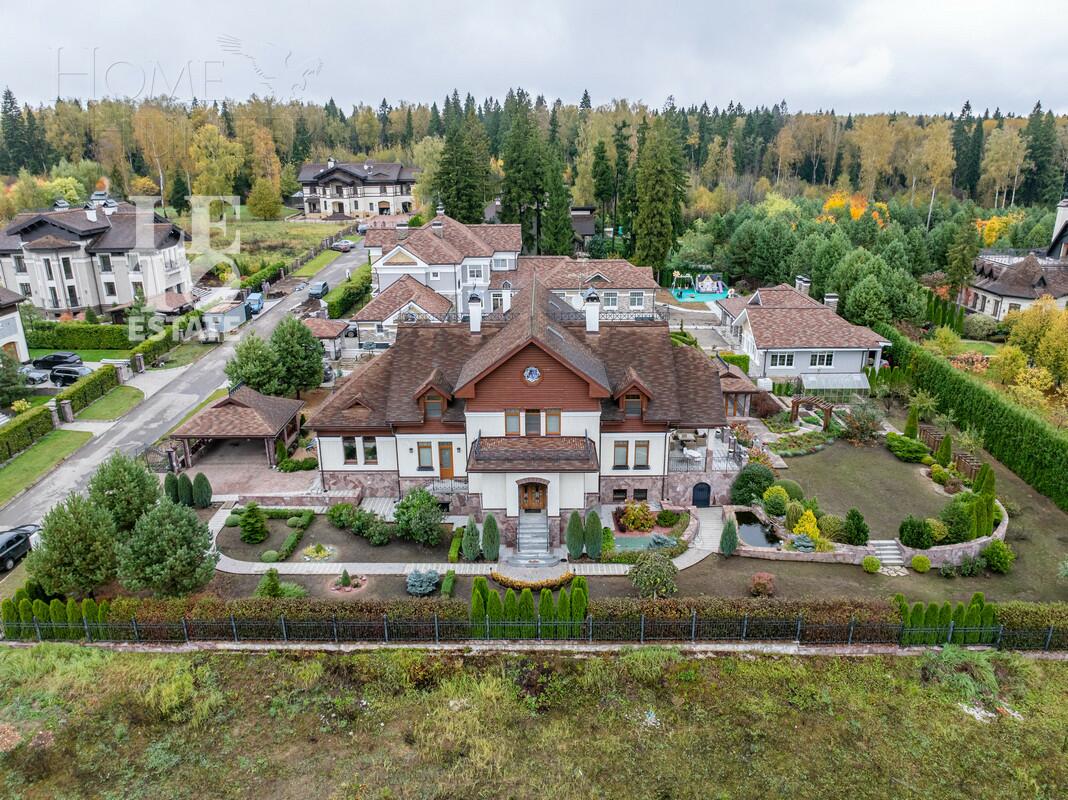 2-этажный коттедж 700 м² с отделкой