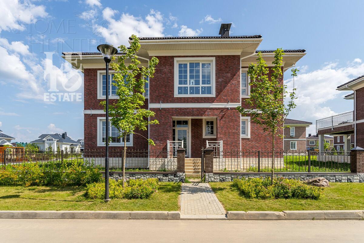 2-этажный коттедж 245.3 м² с отделкой