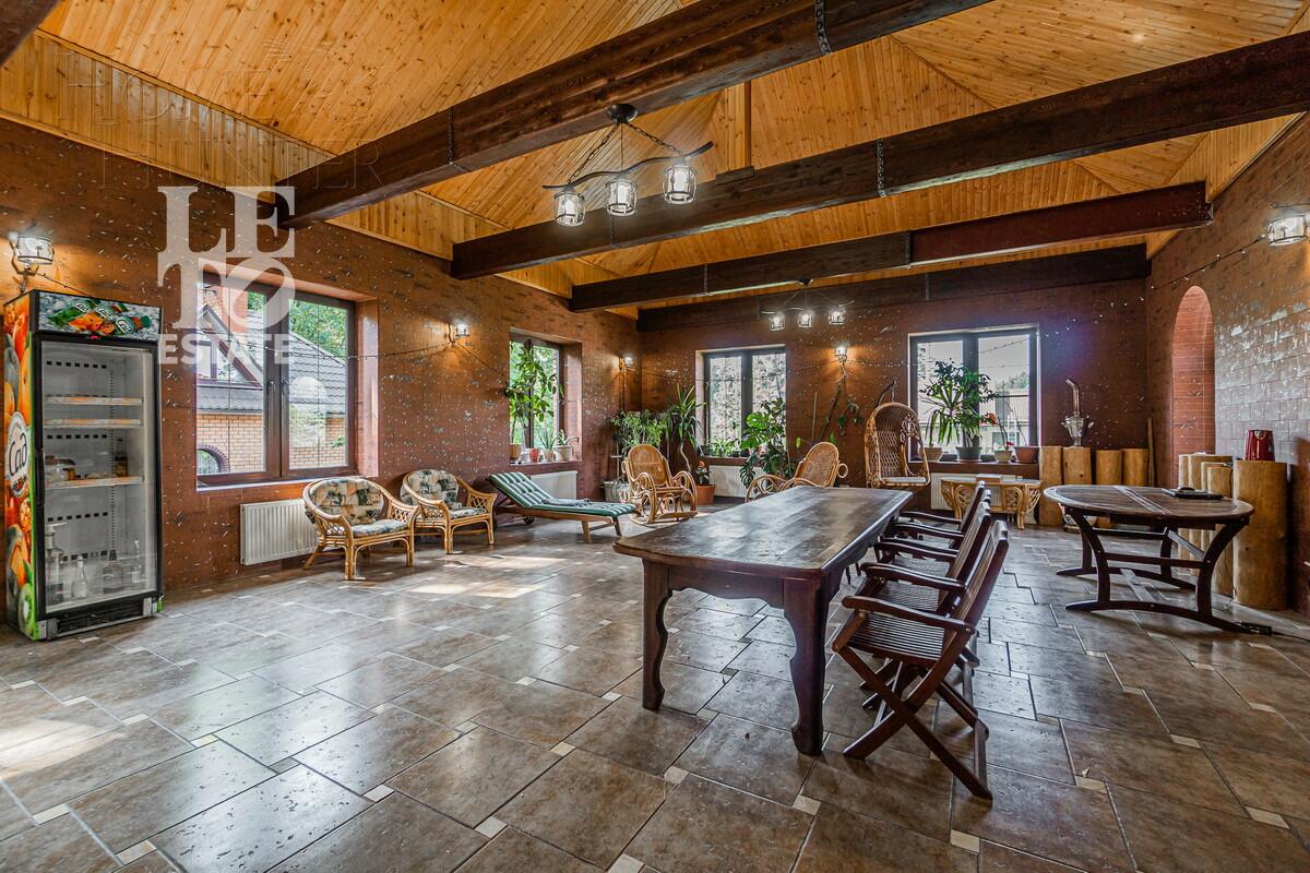 2-этажный коттедж 699.6 м² с отделкой