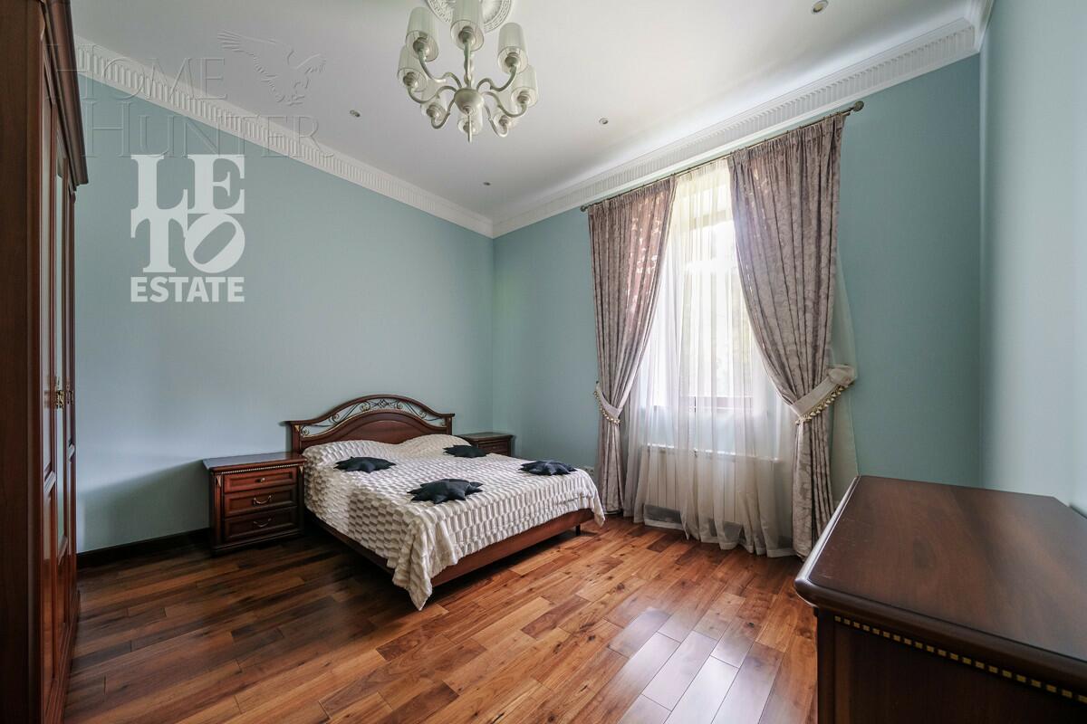 2-этажный коттедж 848 м² без отделки