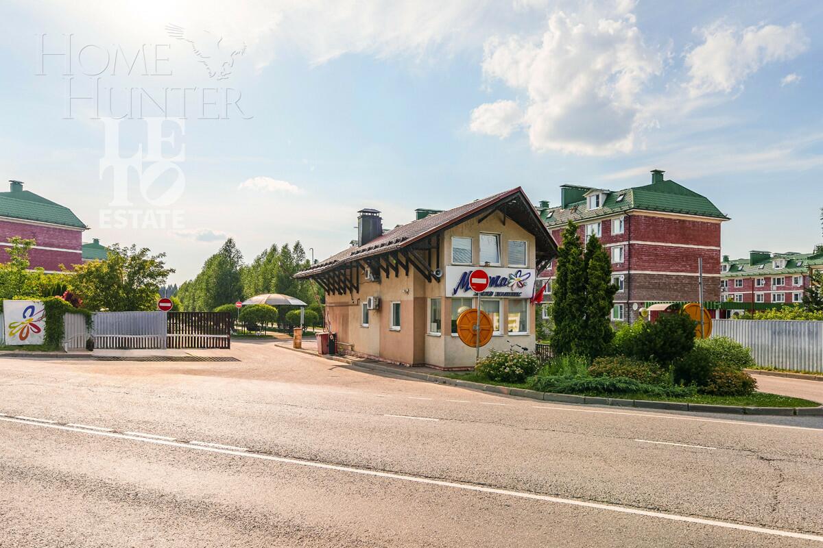 3-этажный коттедж 500 м² с отделкой