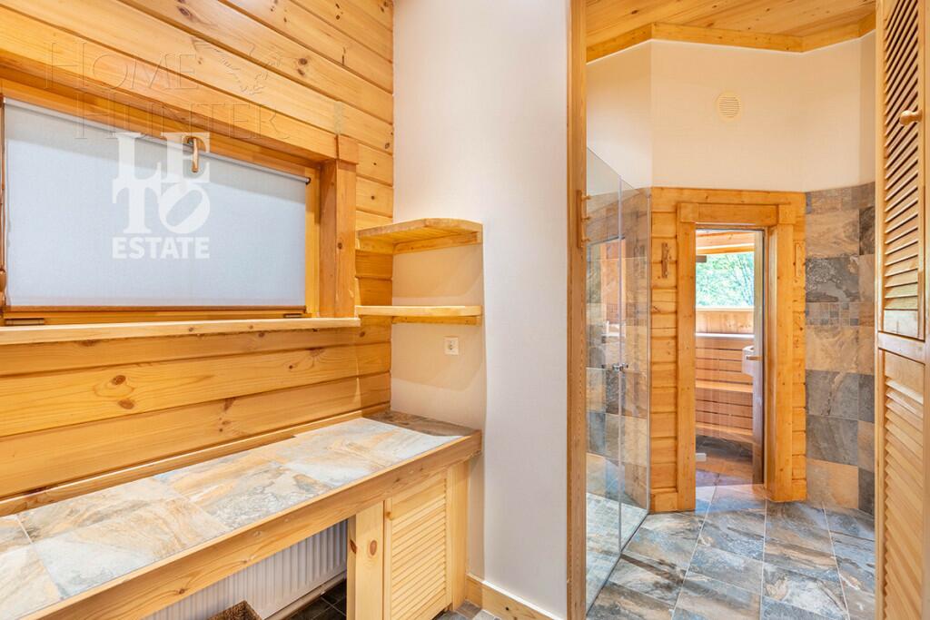 2-этажный коттедж 400 м² с отделкой