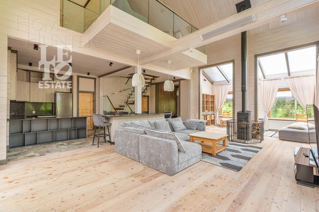 2-этажный коттедж 400 м² с отделкой