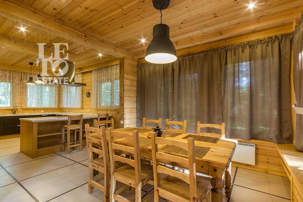 2-этажный коттедж 500 м² с отделкой