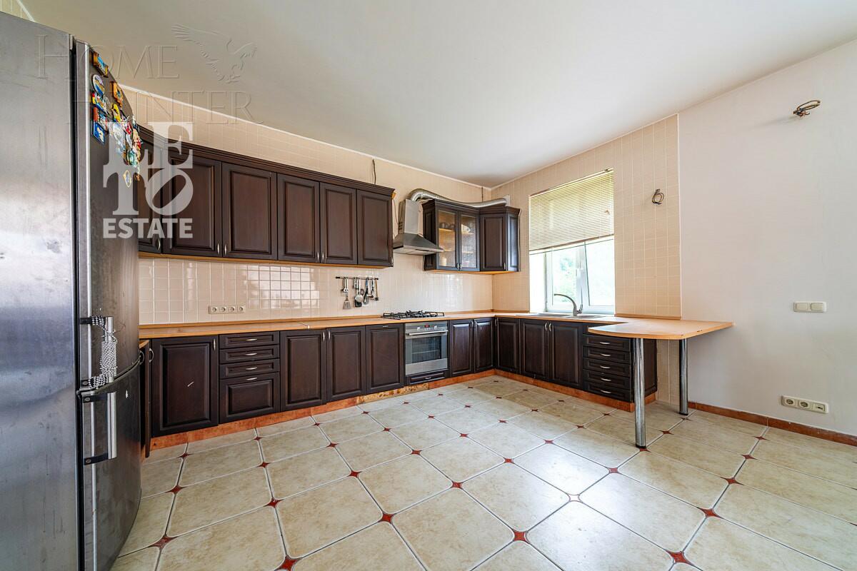 2-этажный коттедж 614 м² с отделкой