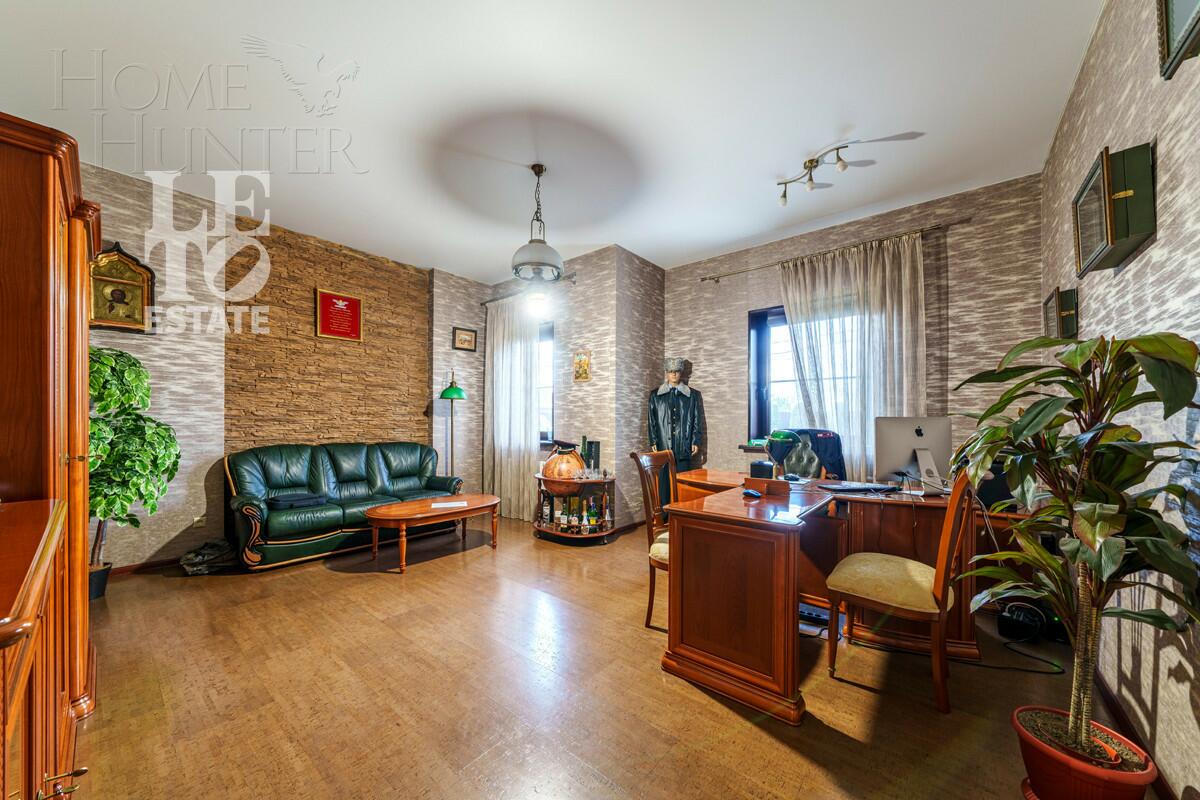 2-этажный коттедж 529.6 м² с отделкой