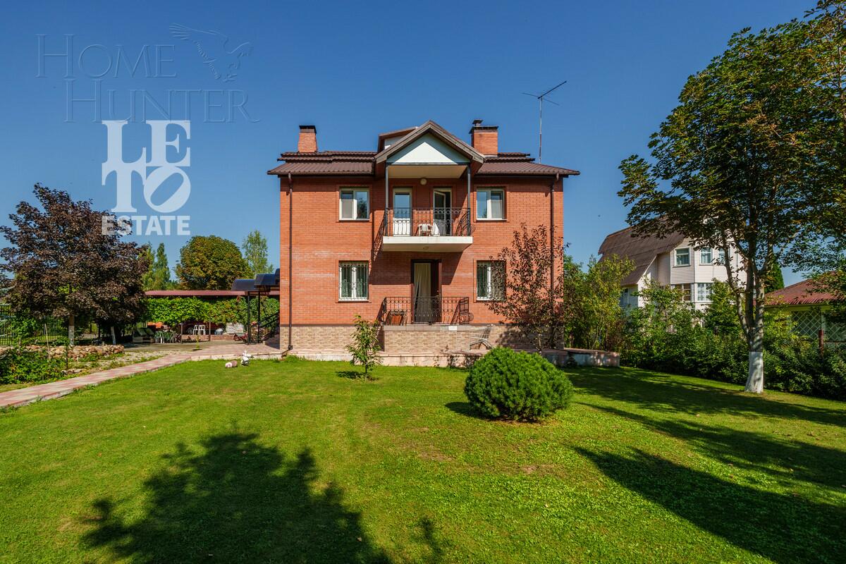 2-этажный коттедж 330 м² с отделкой