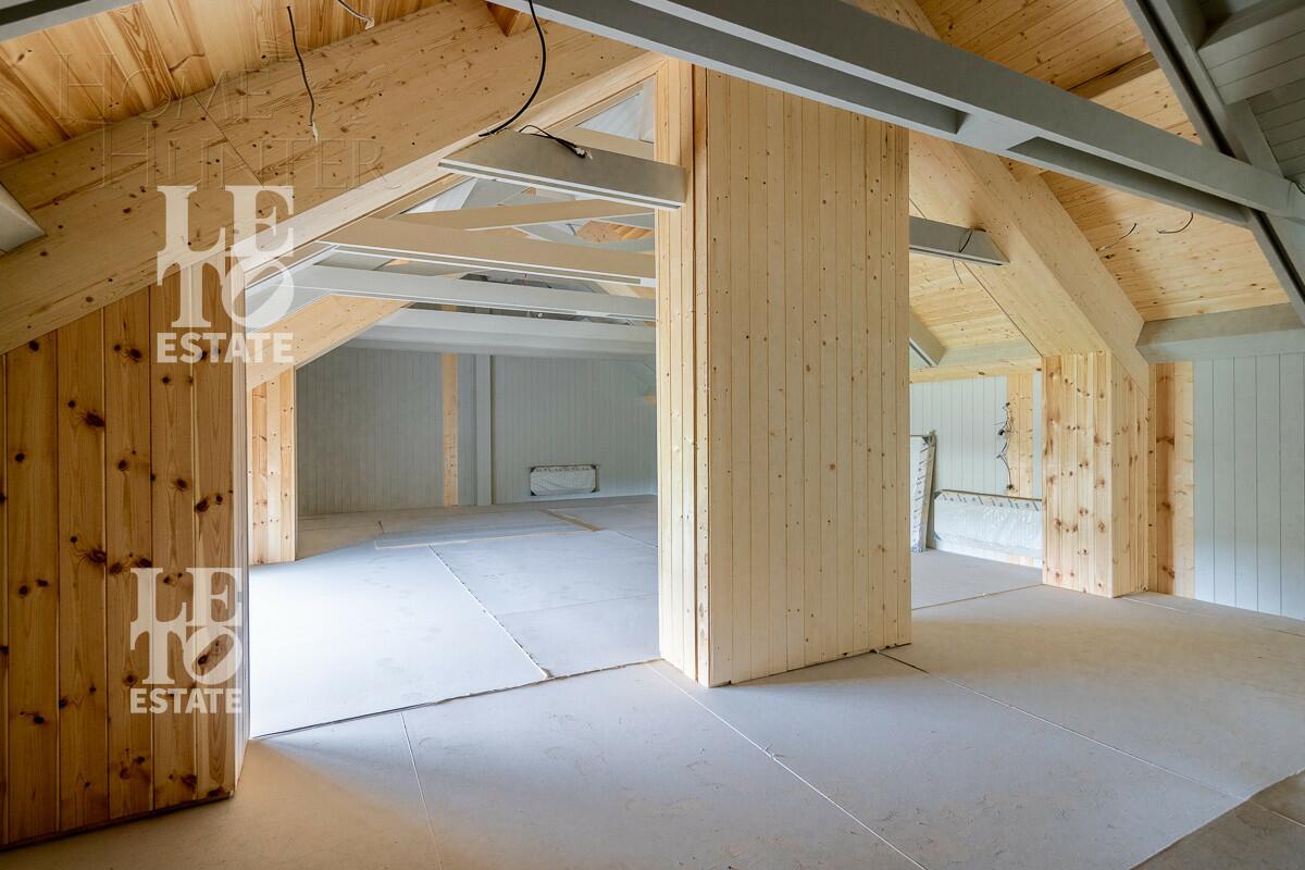 3-этажный коттедж 1 445 м² без отделки