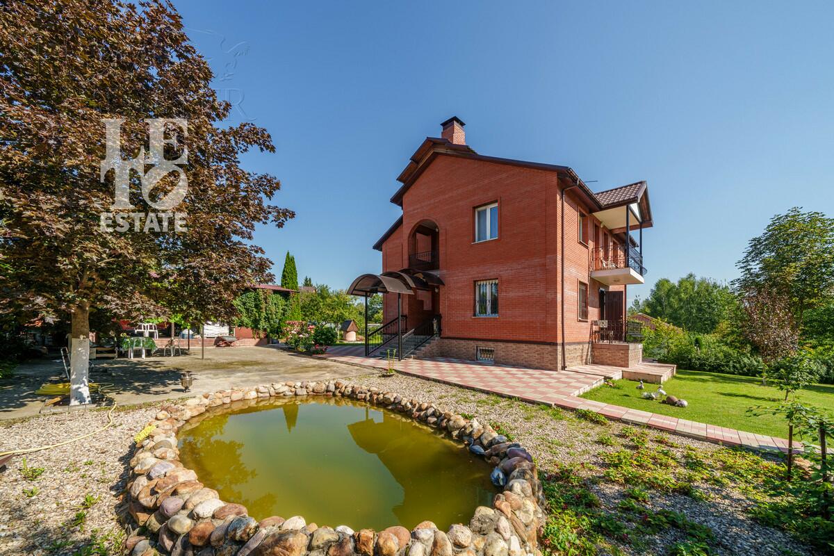 2-этажный коттедж 330 м² с отделкой