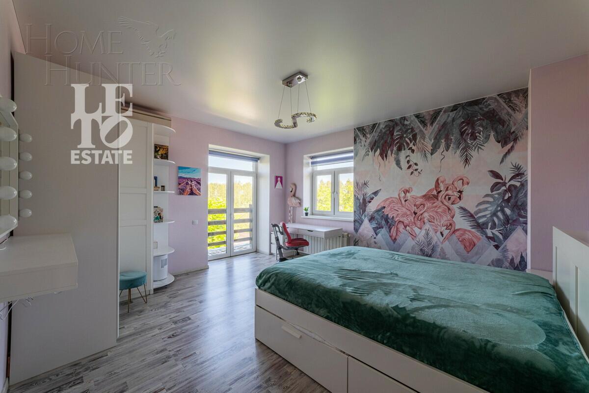 2-этажный коттедж 702.5 м² с отделкой