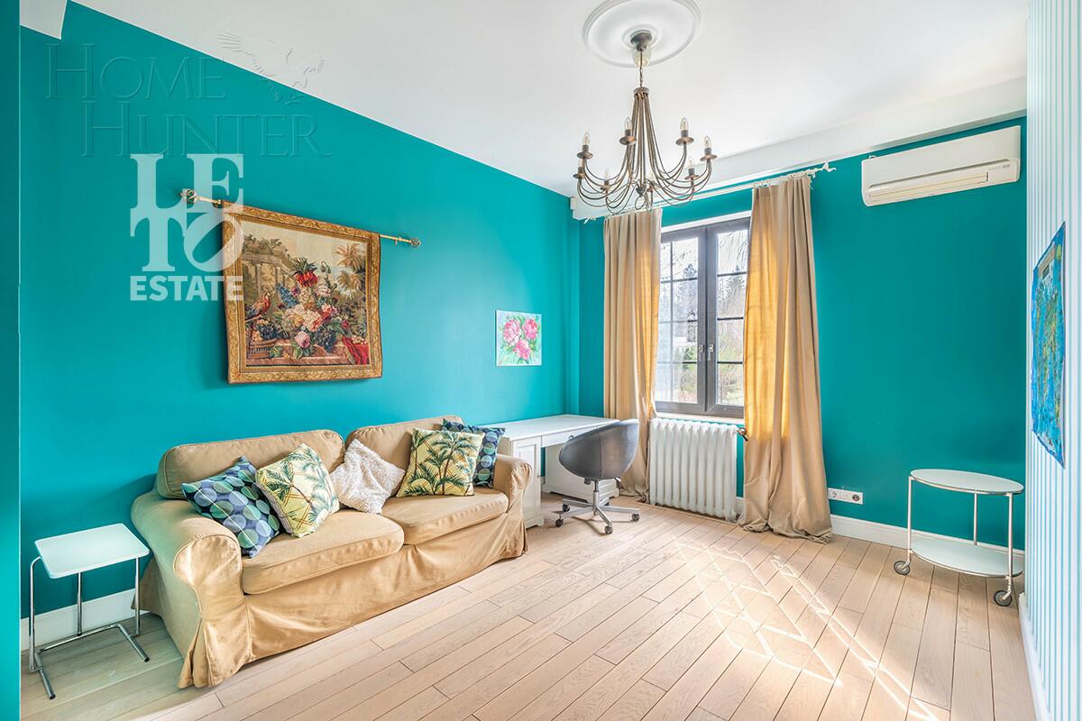 2-этажный коттедж 550 м² с отделкой