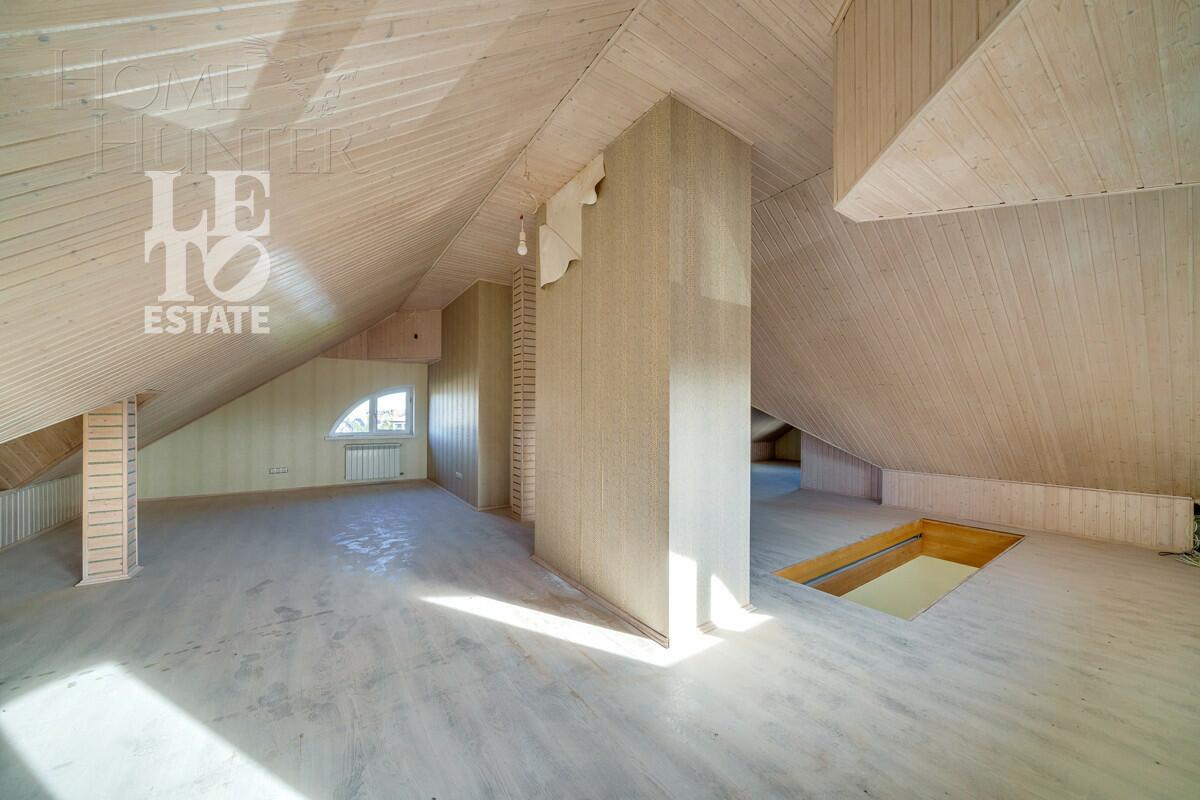 3-этажный коттедж 330 м² с отделкой