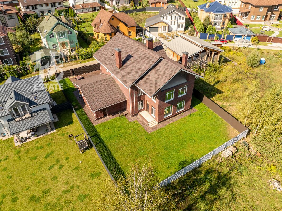 2-этажный коттедж 500 м² без отделки