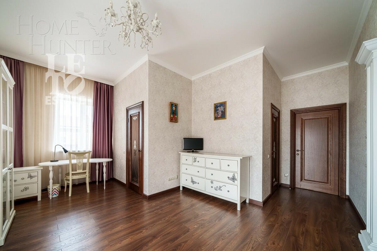 2-этажный коттедж 310.2 м² с отделкой