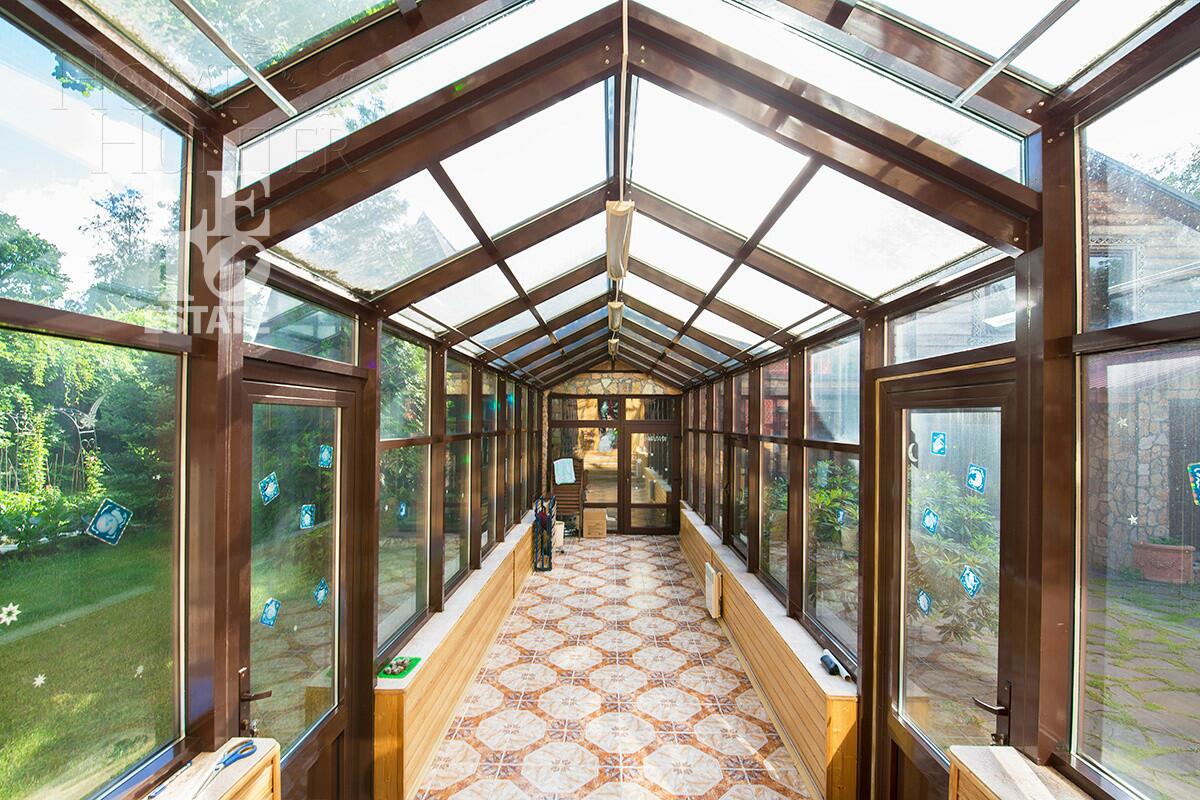 3-этажный коттедж 310 м² с отделкой