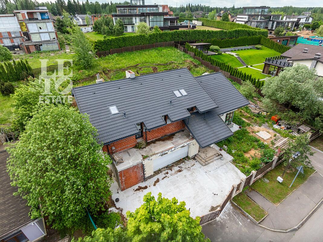 2-этажный коттедж 418.23 м² без отделки