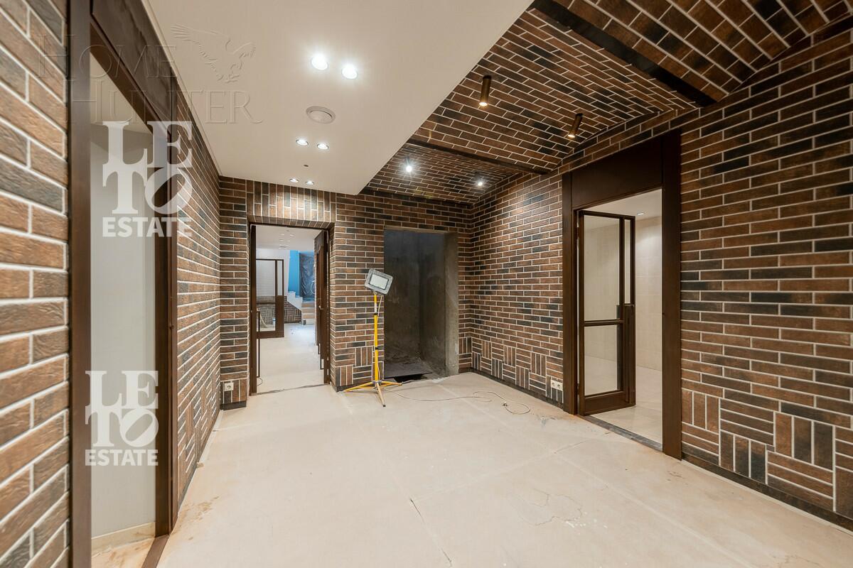 3-этажный коттедж 1 445 м² без отделки