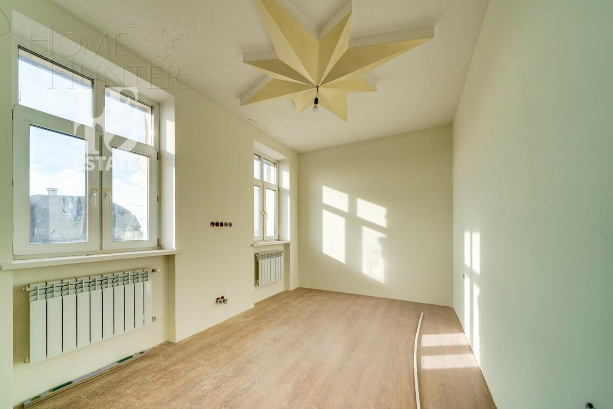 3-этажный коттедж 330 м² с отделкой